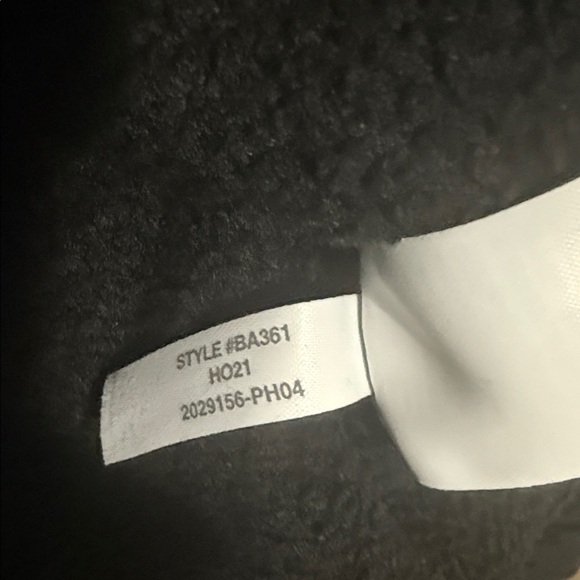 🖤 **J.Crew Polartec® Fleece Half-Zip Pullover – Black w/ Tan Trim (XS)** 🤍 - Picture 9 of 10